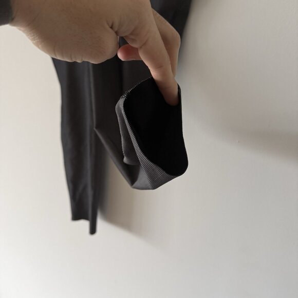 Lululemon Base Pace High Rise Tight Leggings 24" Gray Black Ribbed Sz 14 Pocket - Picture 5 of 14